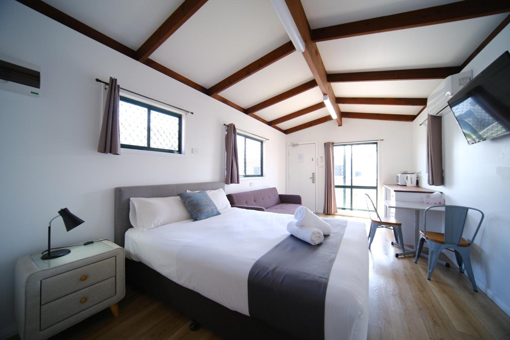Lakeside Inn Wollongong Primbee Экстерьер фото