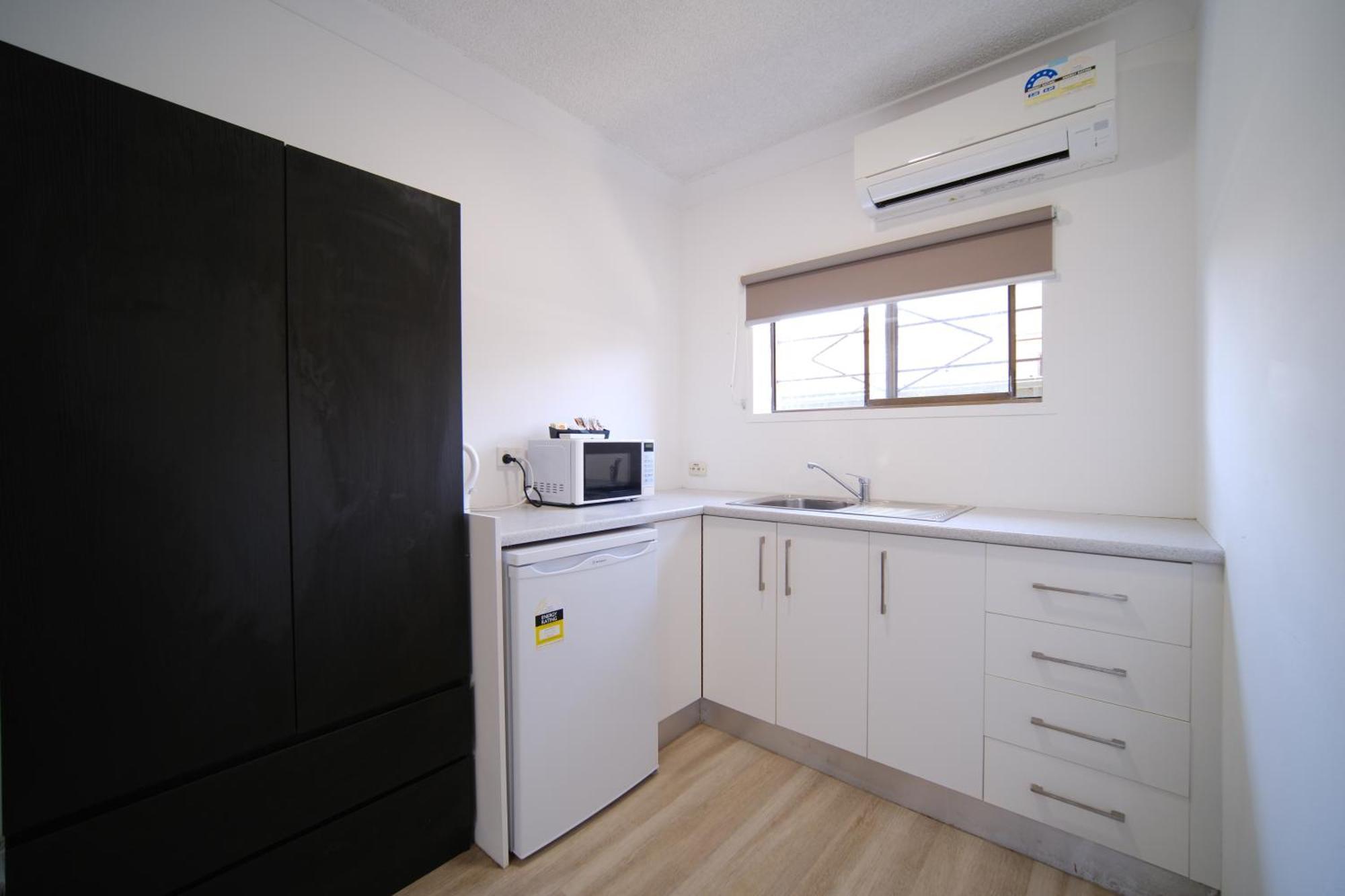 Lakeside Inn Wollongong Primbee Экстерьер фото